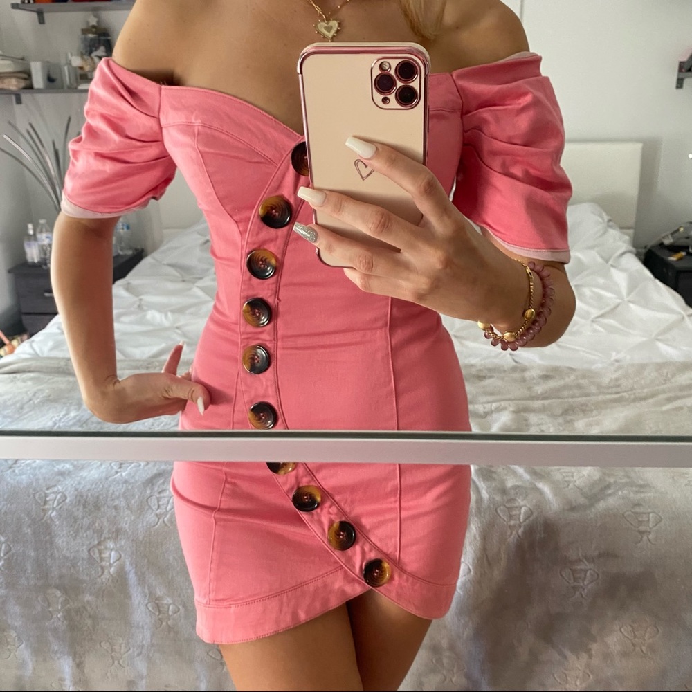 Finders keepers pink dress size Xs
